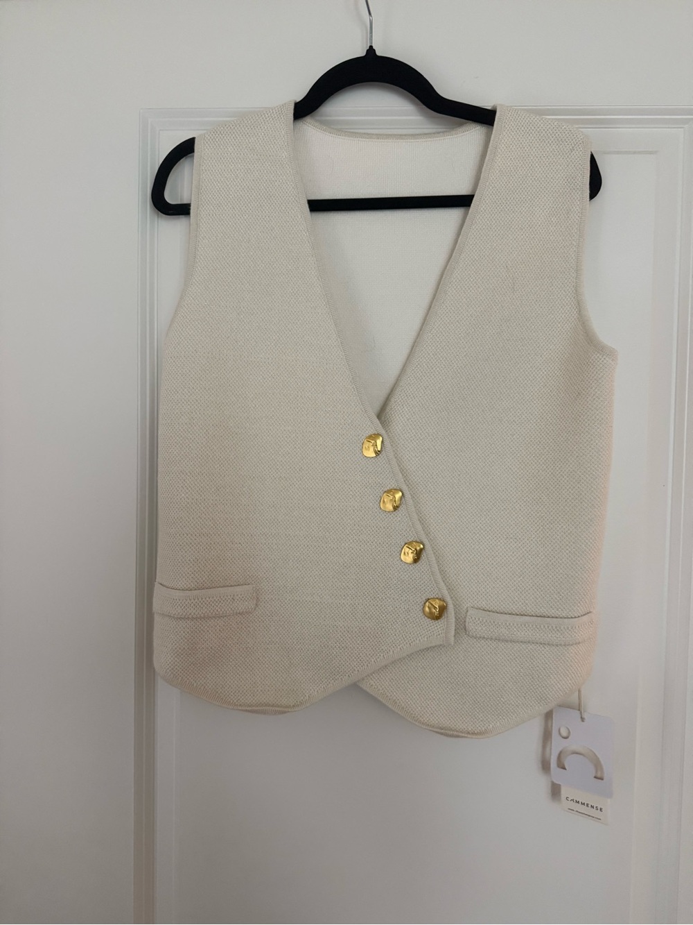 Commense Cream Vest